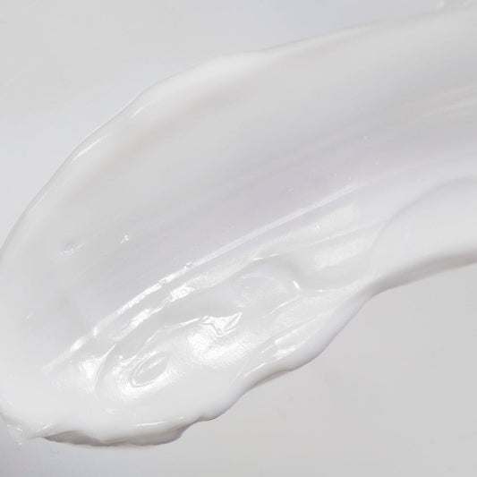 Everything You Need To Know About the Controversial Ingredient Hydroquinone
