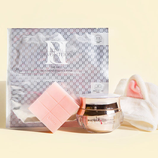 What the Soko Glam Skin Experts Are Gifting Everyone On Their List This Year