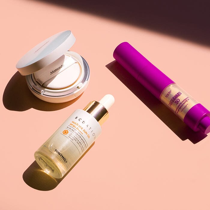 How to Reapply Sunscreen Without Messing Up Your Makeup