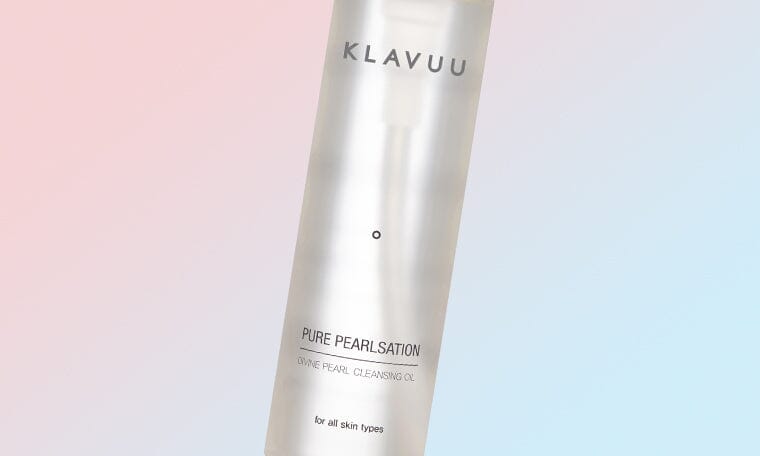 The Cleansing Oil That Does Its Magic with Just One Pump