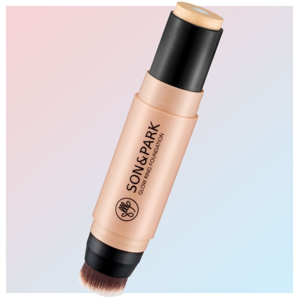 The Review: Son & Park Glow Ring Foundation