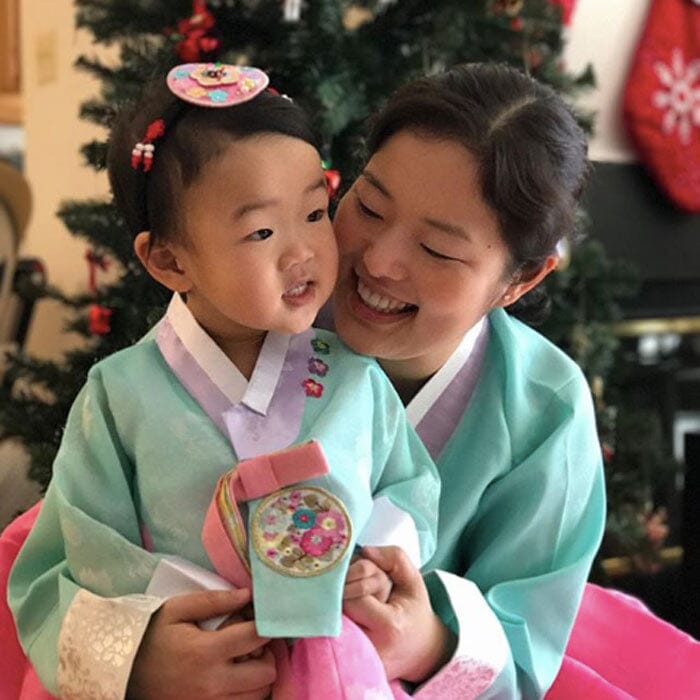 How 5 Busy Moms Find Time For a Full Skin Care Routine Every Day