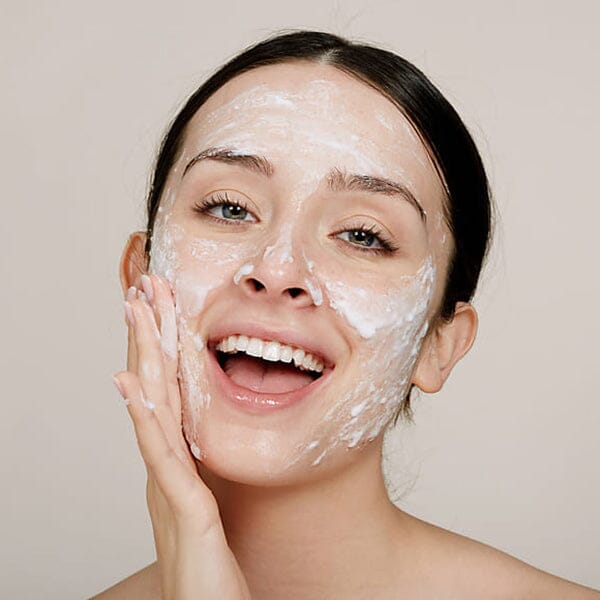 Five Habits to Adopt in 2019 For Better Skin