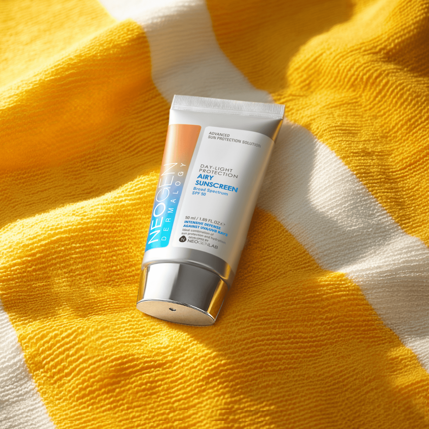 Day-Light Protection Airy Sunscreen Sunscreen NEOGEN 
