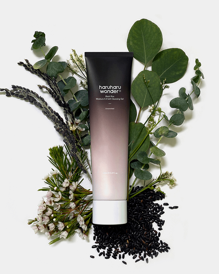 Black Rice Moisture 5.5 Soft Cleansing Gel Water Cleanser Haruharu Wonder 