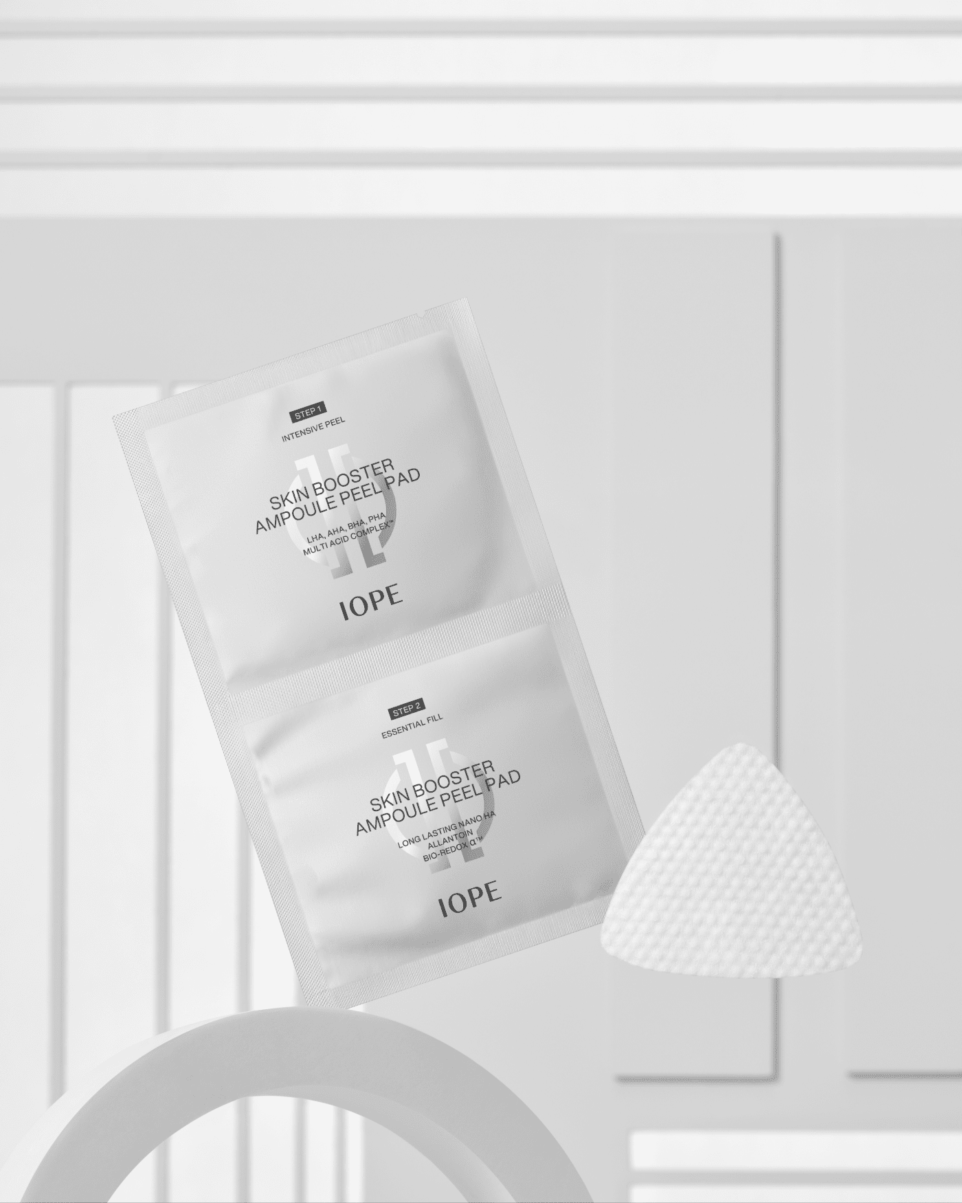 SKIN BOOSTER AMPOULE PEEL PAD 8 EA Chemical IOPE 