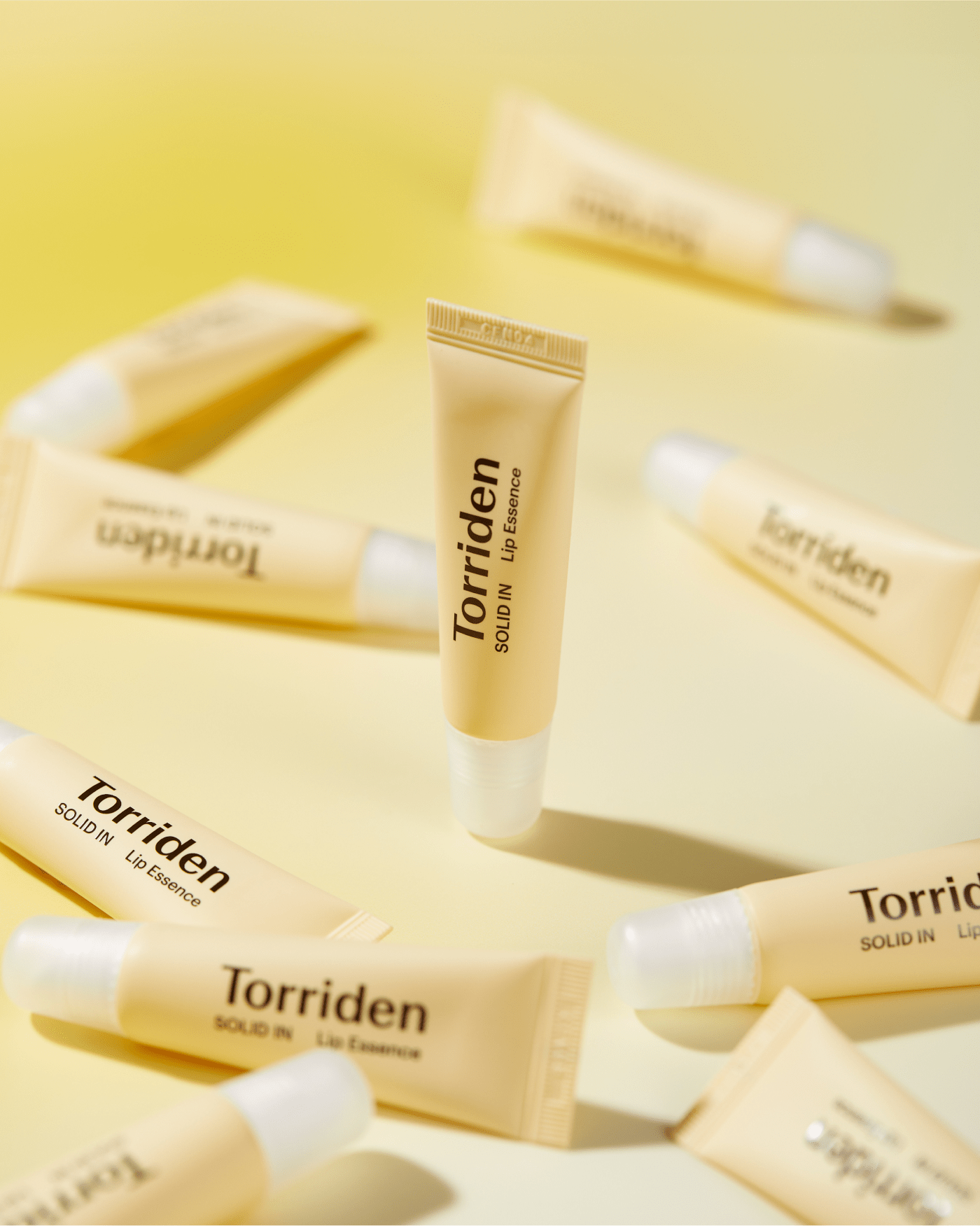 Solid In Lip Essence