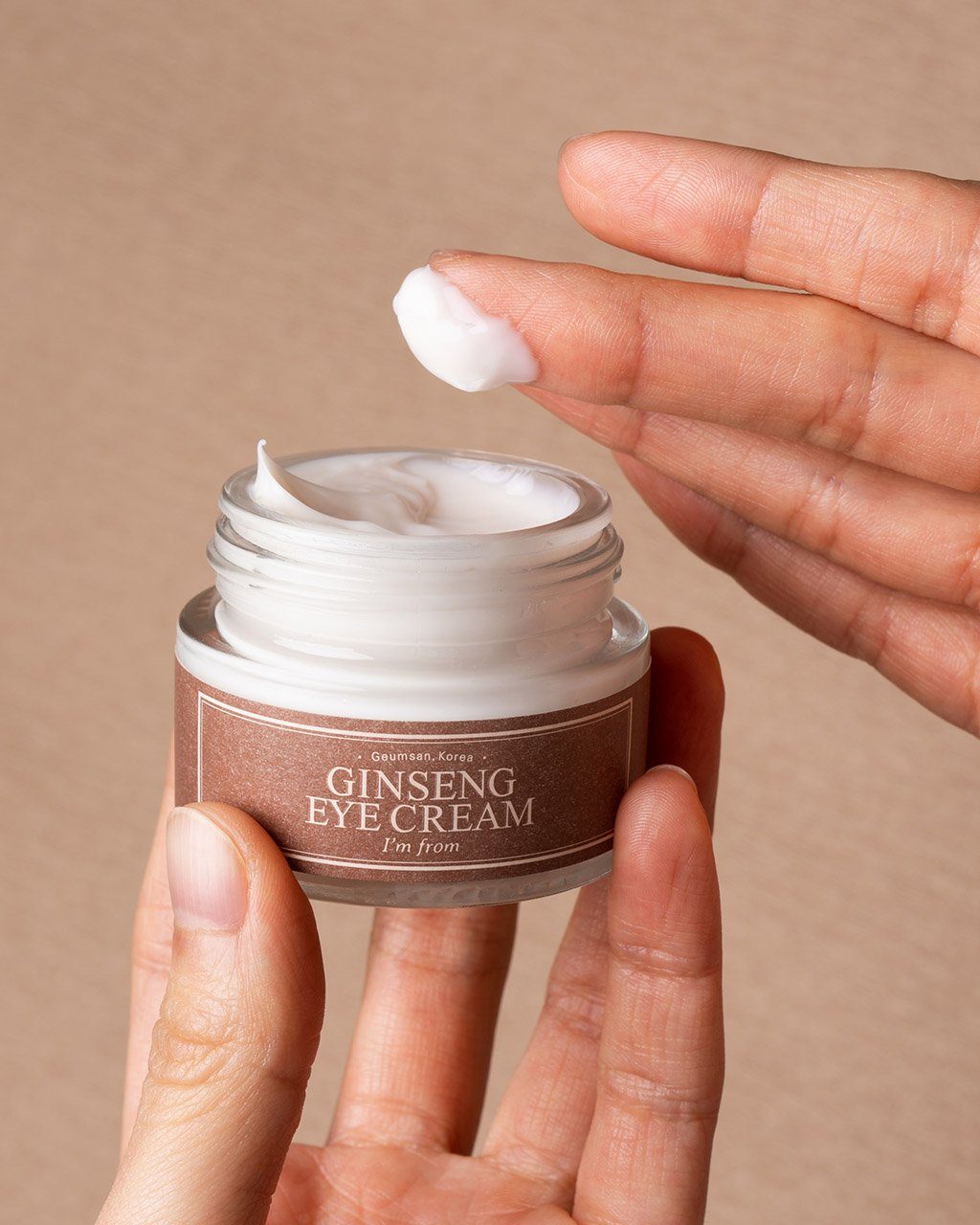 I'm From Ginseng Eye Cream w/ hands