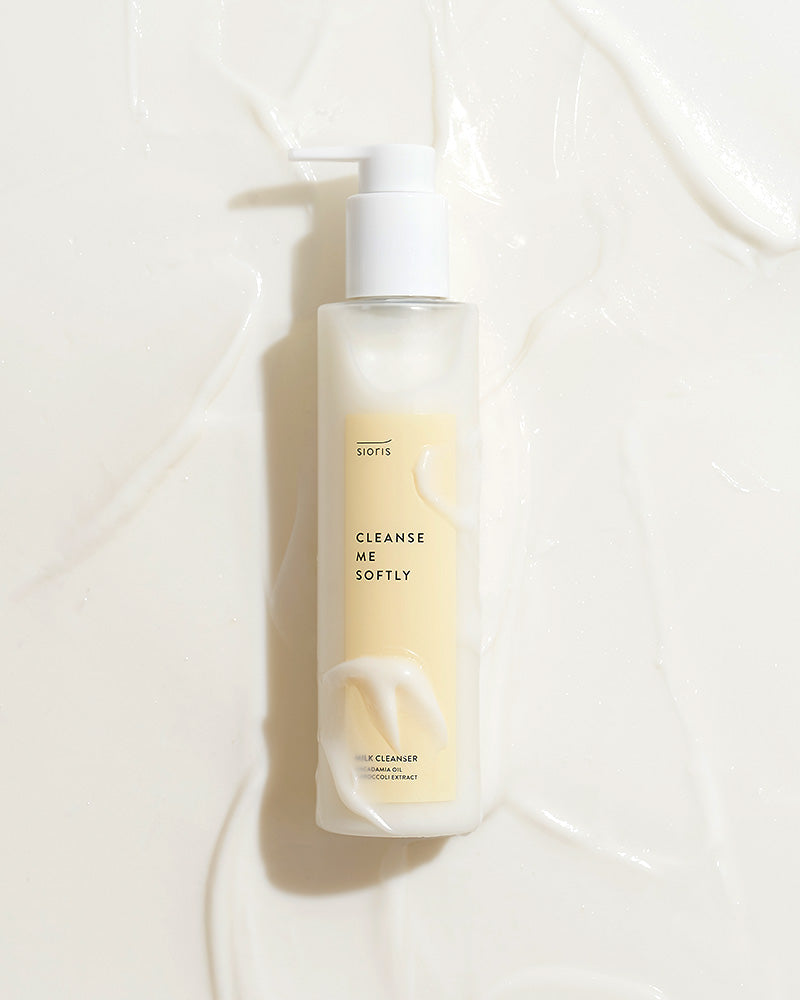 Sioris Cleanse Me Softly Milk Cleanser Lifestyle Picture